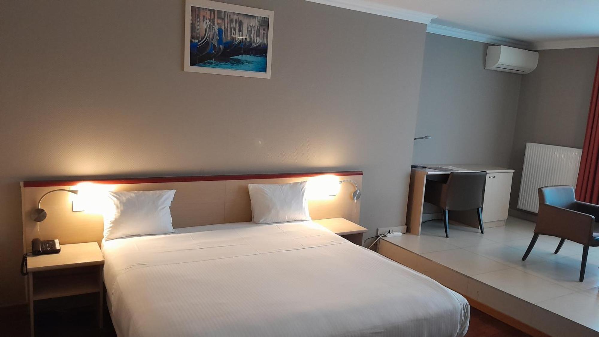 Hotel Taormina Brussels Airport Zaventem Exterior foto