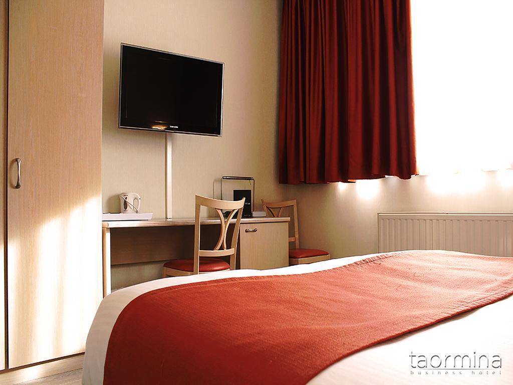 Hotel Taormina Brussels Airport Zaventem Exterior foto
